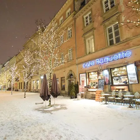 Elegant Old Town Market Apartment Warsaw